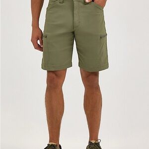 Wrangler Men’s Olive Utility Cargo Shorts Size 36